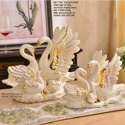 Tượng Gia Đình Thiên Nga Viền Vàng